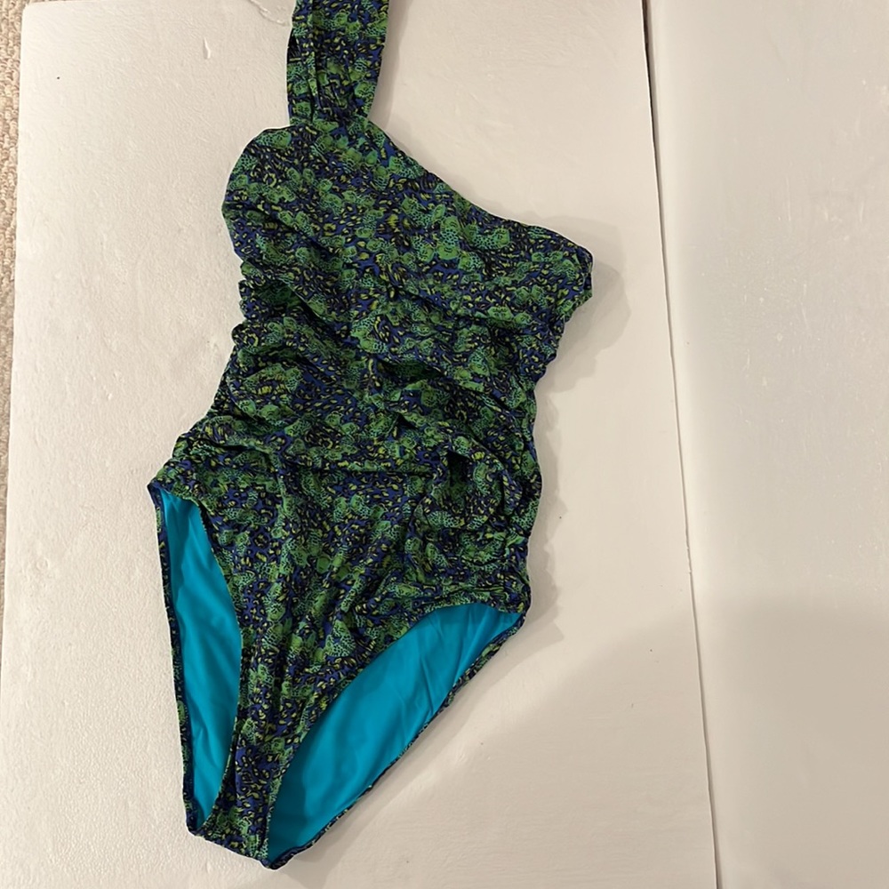 ONE-SHOULDER, FULL PIECE BATHING SUIT, GREEN/NAVY, SZ 10